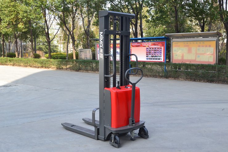 湖南榮洲機械設備有限公司,移動式升降平臺價格,湖南升降貨梯,塑料托盤批發,固定式升降平臺,曲臂式升降平臺,汽車尾板,全電動叉車 湖南榮洲機械設備有限公司,移動式升降平臺價格,湖南升降貨梯,塑料托盤批發,固定式升降平臺,曲臂式升降平臺,汽車尾板,全電動叉車